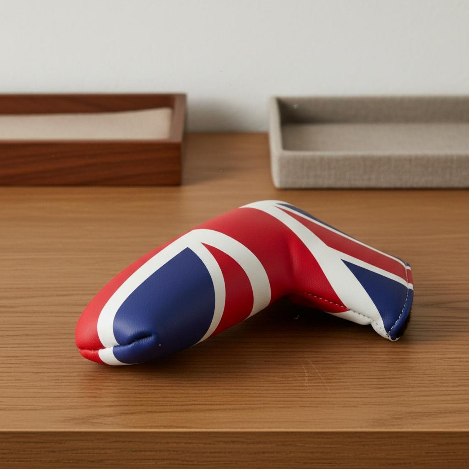 UK Flag Putting Club Cover Lon - огляд і ціна Sports Equipment With A