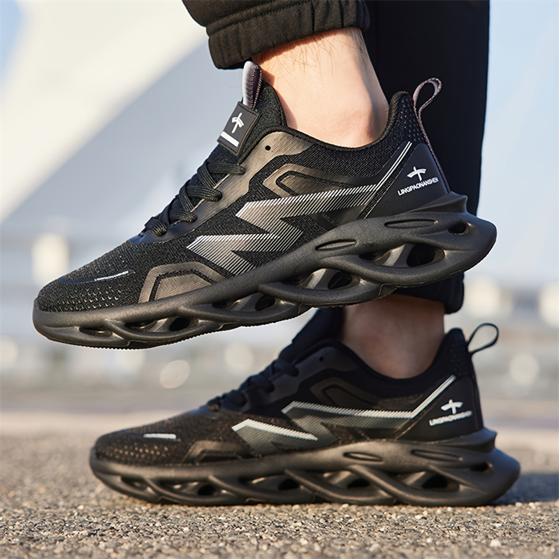 Hot Sale Black Men's Running S - огляд і ціна Sports Equipment Resale