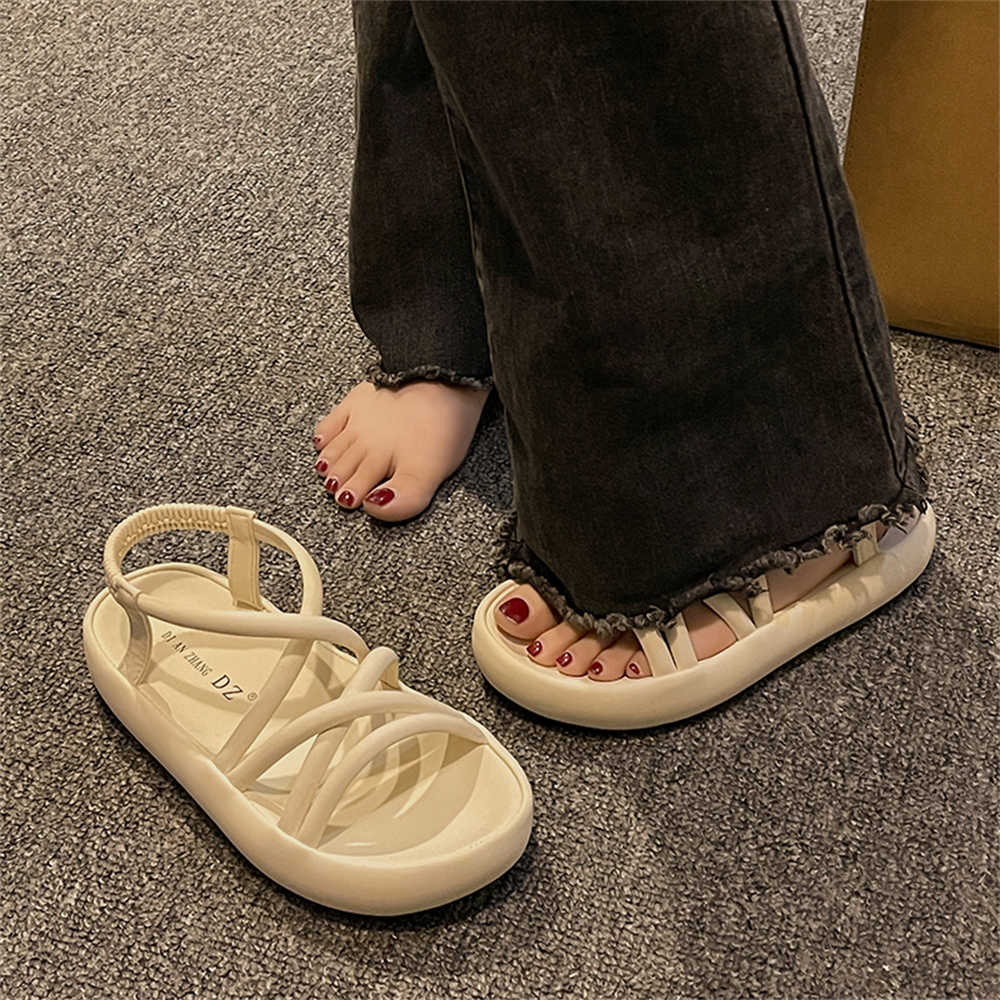 Strappy Beige Women's Shoes Sa - огляд і ціна Sports Equipment Resale